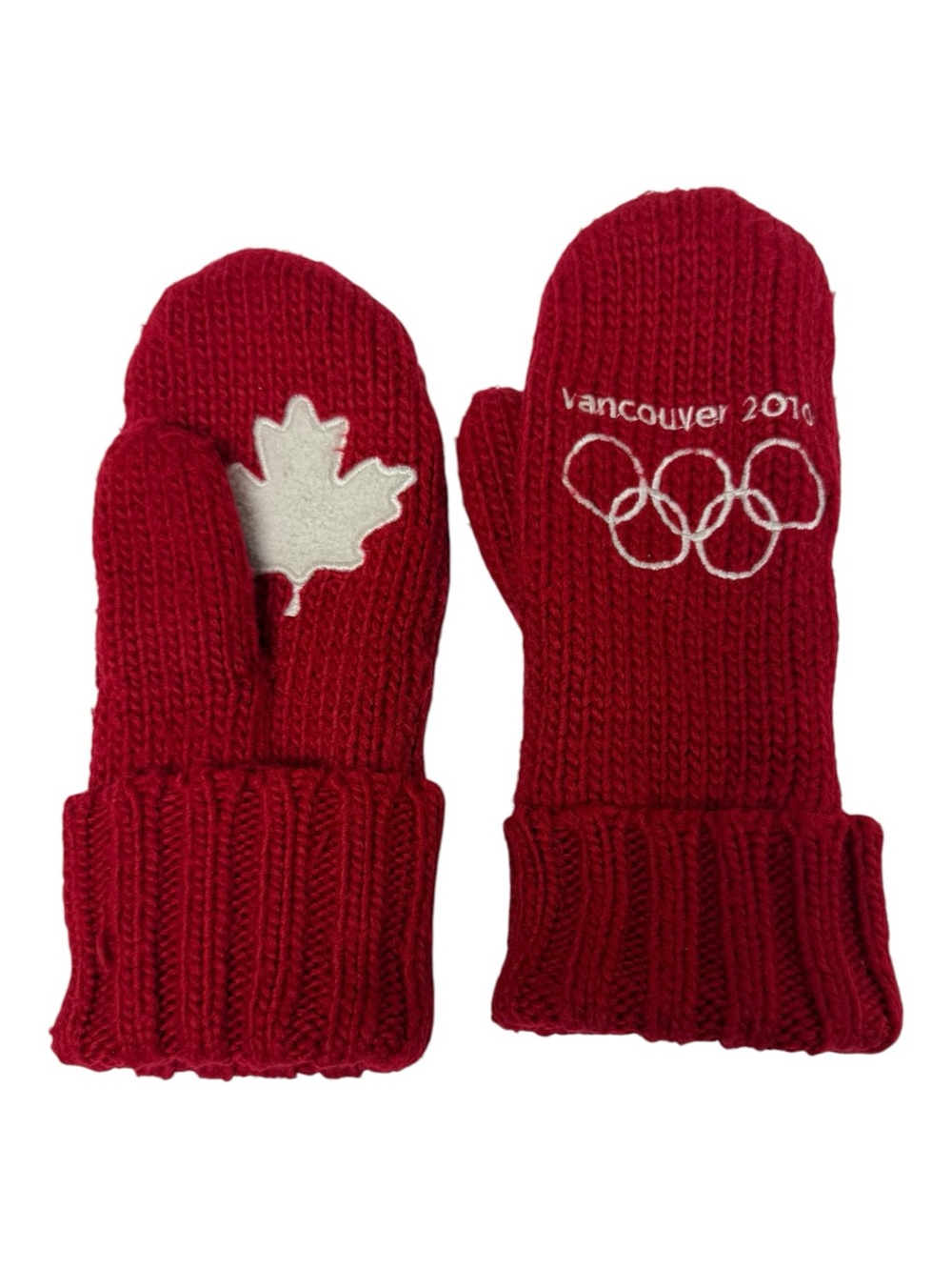 Vancouver 2010 Olympic Games Red Knit Mittens Hudson’s Bay Canada Maple Leaf